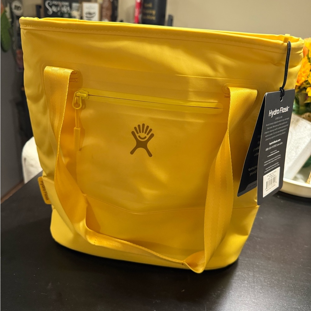 Hydro flask cooler